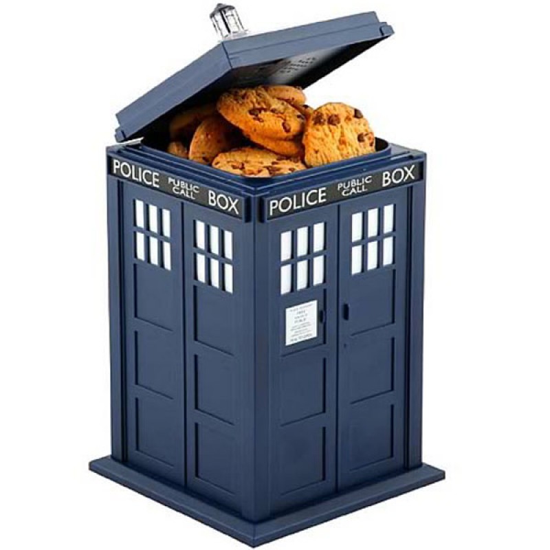 16265-doctor-who-talking-cookie-jar.jpg